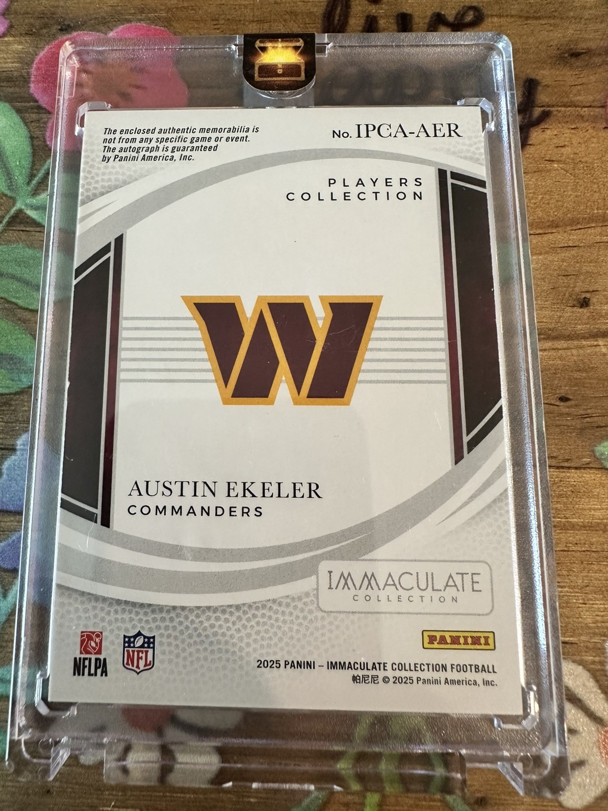 2025 Panini Immaculate Collection Players  Autographs Austin Ekeler /99 Auto view 5