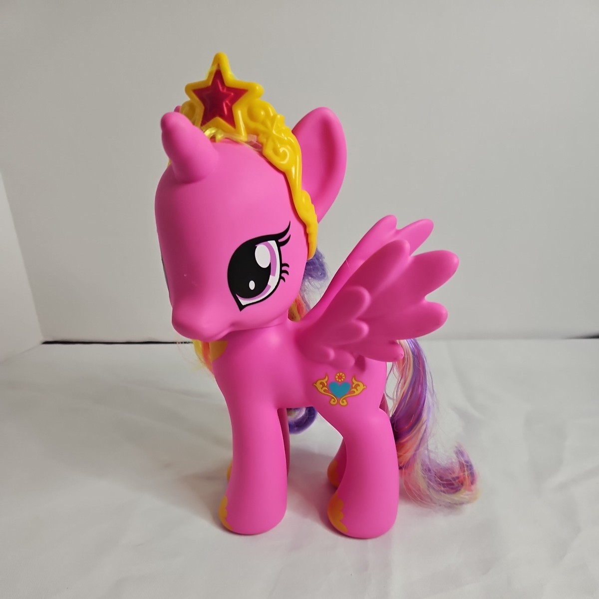 My Little Pony Friendship Princess Cadance 2013 8
