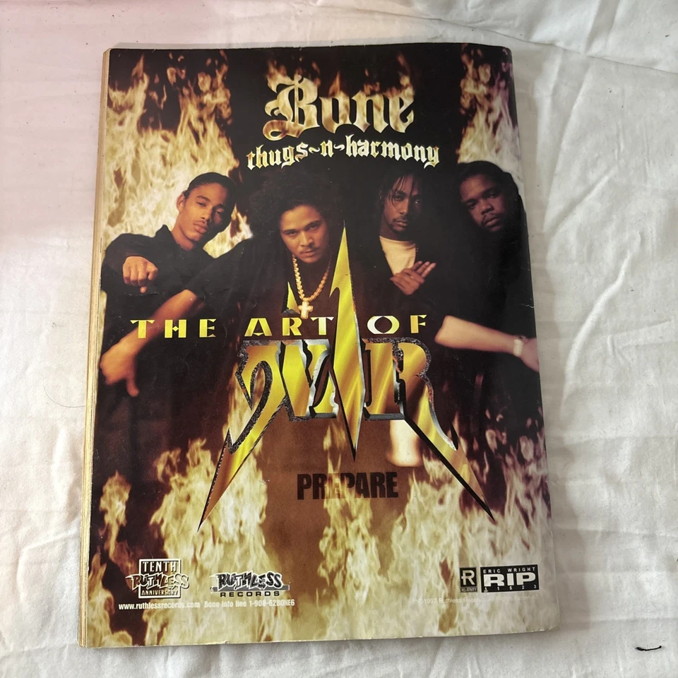 Word Up! Magazine Sept 1997 Rap Hop Hop TUPAC SHAKUR Mary J Blige Notorious BIG - Image 3 of 4