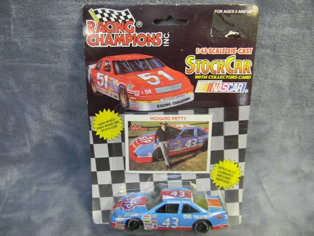 1 43 SCALE VINTAGE 43 RICHARD PETTY STP PONTIAC GRAND PRIX BLUE NASCAR DIECAST