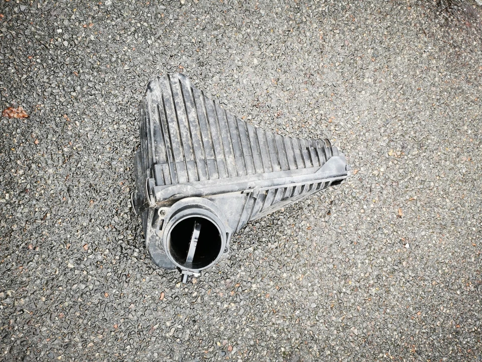 Touareg 7p 2010 - 2017 Air Filter Casing/box — 第 2/2 张图片