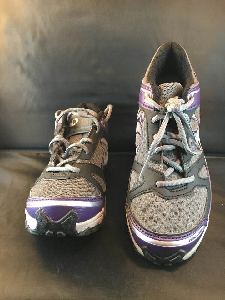 Pearl Izumi 女式 X-ALP Seek V 山地自行车鞋 灰色/黑色 10.5US 全新无标签 — 第 2/4 张图片