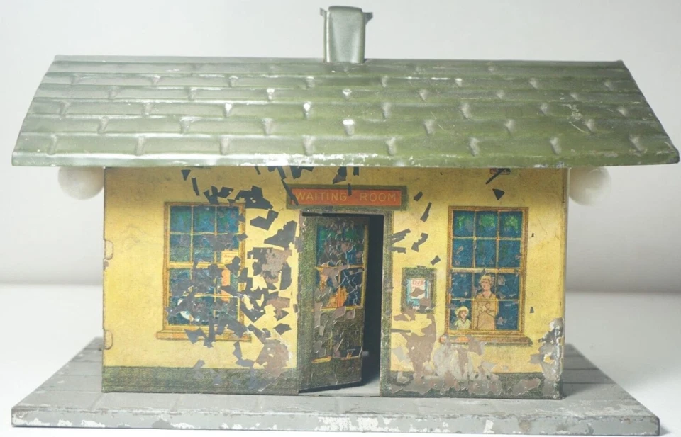 RARE Vintage Ives Prewar O Gauge #201 Passenger Station With x2 Lights WORKING - Image 4 of 4