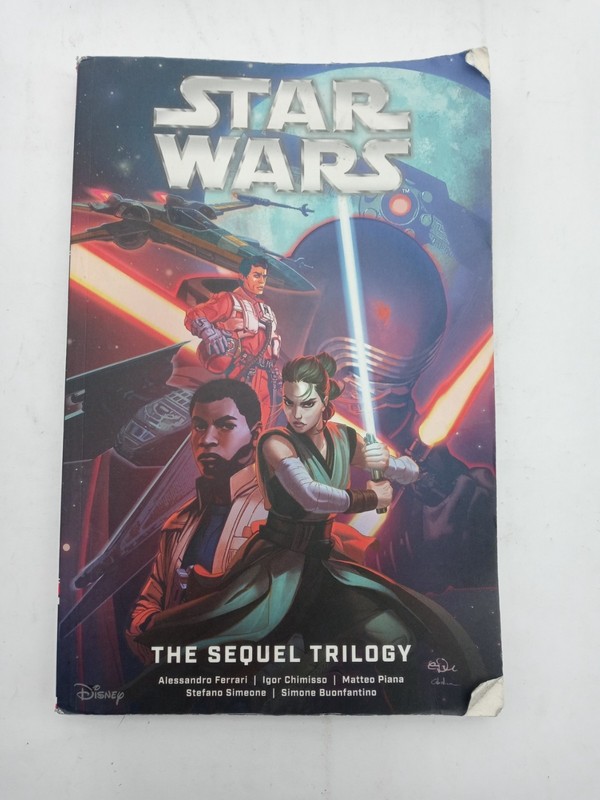 Star Wars The Sequel Trilogy Graphic Novel 9781506751627