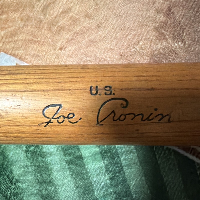 Vtg Hillerich & Bradsby H&B Louisville KY Joe Cronin Facsimile Bat