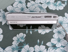 Silver Sony Cyber-shot DSC-T200 8.1MP Compact Digital Camera 5x Optical Zoom