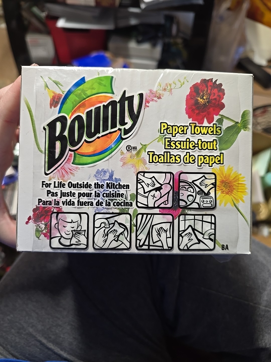 Bounty Paper Towels In A Box 40 2 Ply Towels Emboss Pattern Design NIB 2000 