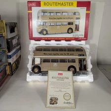 Sun Star 2911 1:24 50 Anniversary London Transport Gold Limited Edition COA Gift