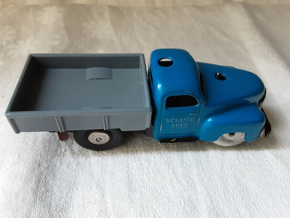 Schuco Varianto Lasto 3042 + chiave n° 1 - Immagine 2 di 4