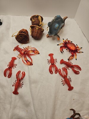 Vintage Lot of  10 Fishing, Sea life Beach Ornaments Lobsters, Baskets, Crabs
