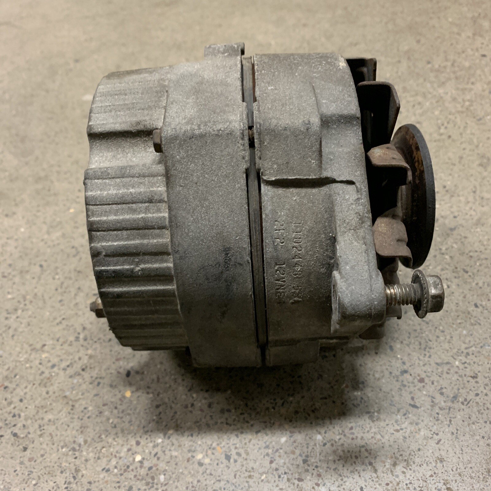 JEEP CJ5 CJ7 CJ8 8083 2.5L 4 CYL IRON DUKE ALTERNATOR OEM STOCK