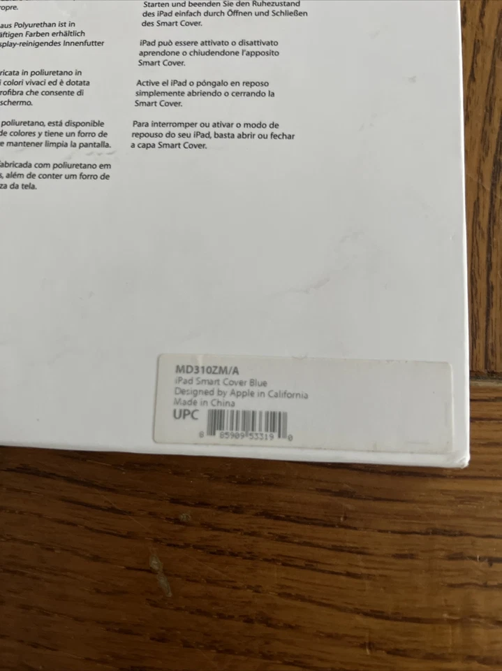 Apple MD310ZMA Custodia per Apple iPad Air - Colore Blue - Immagine 3 di 4