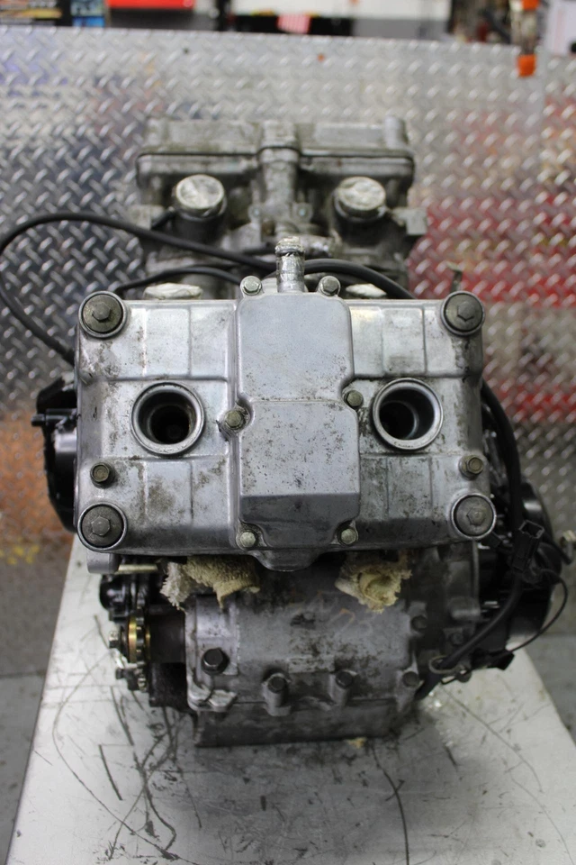 Honda Interceptor 750 1990 VFR750F motor 16.620 video de funcionamiento automático Foto 4 de 4