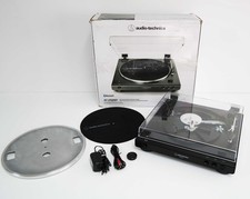 Audio-Technica ATLP60XBT Bluetooth Stereo Turntable - Black