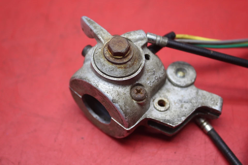 Suzuki TS90 1972 repuestos o reparación interruptor izquierdo Foto 3 de 4