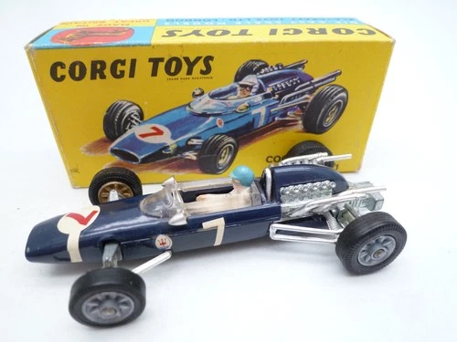 VINTAGE CORGI TOYS 156 COOPER MASERATI RACING CAR IN ORIGINAL BOX 1967