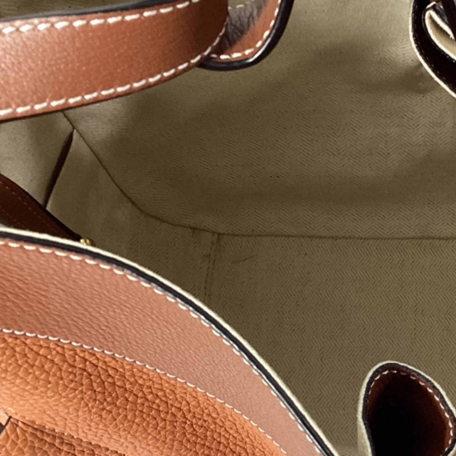 Borsa a tracolla Loewe piccola amaca in pelle di vitello marrone donna ocra taglia unica