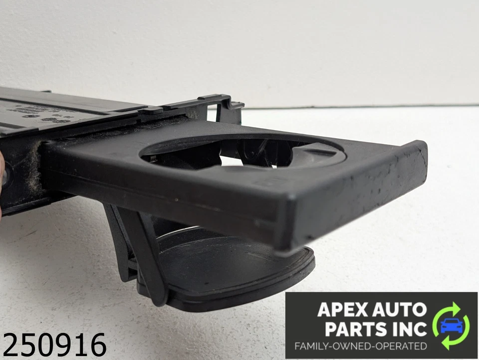 OEM 2006 BMW 325xi E91 3.0L  Right Driver Drink Cup Holder BLACK Foto 4 de 4