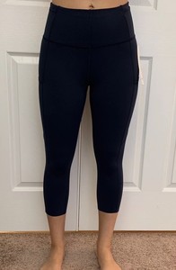 lululemon size 4