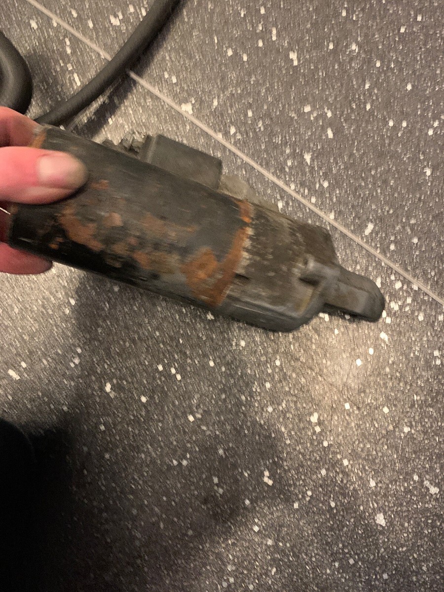 Mercedes CLK W209 SLK W170 SL W129 Starter motor 1005821942 BOSCH  