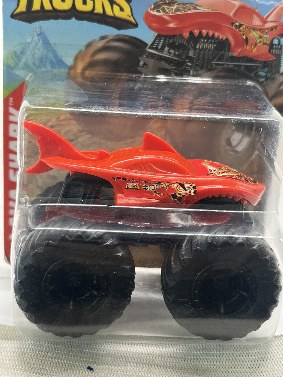 Picture 4 of 12