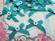 60 Satin Ribbon Bow Pearl Bead Flower Applique/Trim/Sew/Craft F24-Emerald Green