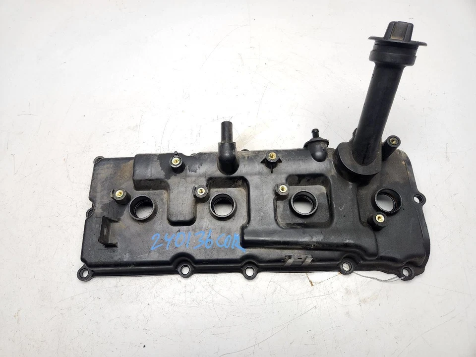 Cubierta de válvula Nissan Armada 2007-2015 OEM 13264-ZE00A Foto 2 de 4