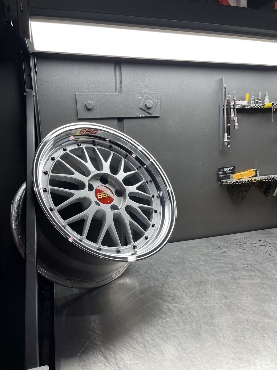Genuine OG BBS LM 18x10+20 GTR Spec LM086 + LMP086 5x114.3 Genuine OG BBS LM 18x10+20 GTR Spec LM086 + LMP086 5x114.3