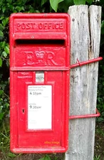 Photo 6x4 Close up, Elizabeth II postbox on Rock Lane, Standon Postbox No c2019