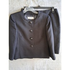 Tahari Sz 12 Blazer Skirt Suit Crocodile Embossed Animal Print Black Business