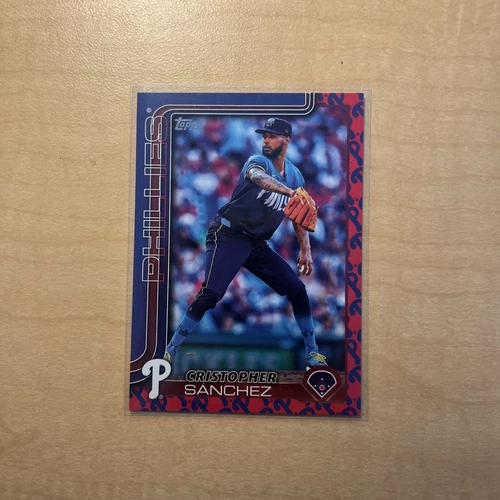 2025 Topps Series 1 Cristopher Sanchez Team Logo #109 Phillies - Picture 1 of 2