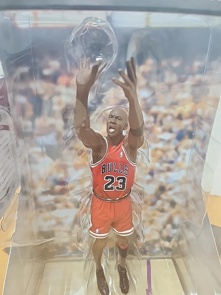 Pro Shots Upper Deck Michael Jordan NBA Finals 1998 Winning Last Shot Figure - Image 4 of 4