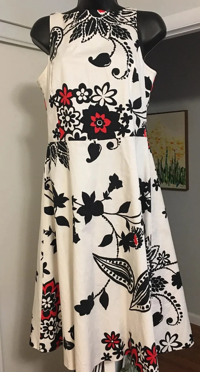 White flare best sale dress knee length
