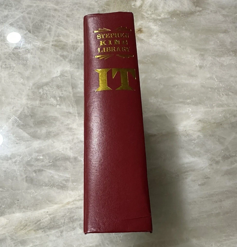 The Stephen King Library Edition Red Bound Hardcover IT - Image 3 of 4