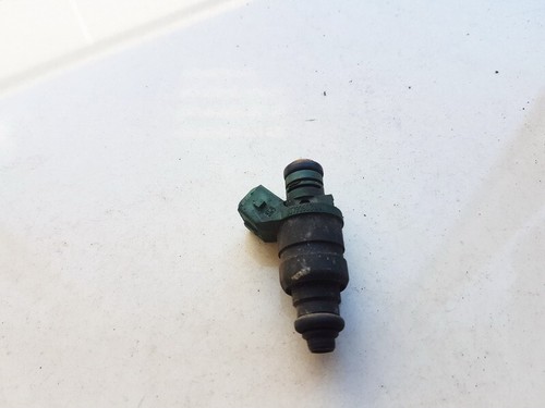 Volkswagen Golf 1997 Fuel Injector 037906031AA, Genuine #827265-92