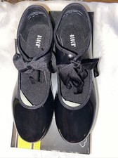 Bloch Tap Shoes Student Tap Size 6 1/2W Black Patent Tie Shoes