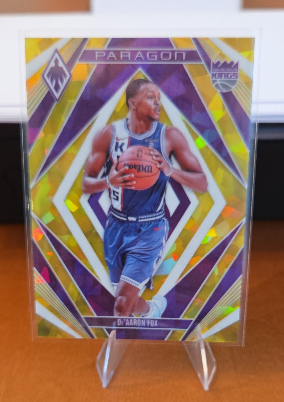 2023-24 Panini Phoenix - Paragon De'Aaron Fox #19 Yellow Ice /175