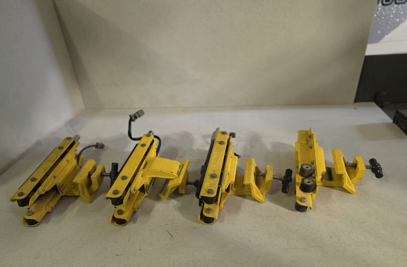 Trimble ATS Pole Brackets 4X