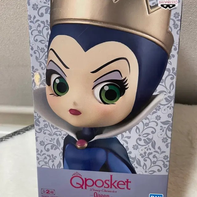 Unopened Disney Qposket Snow White Queen Figure Collectible