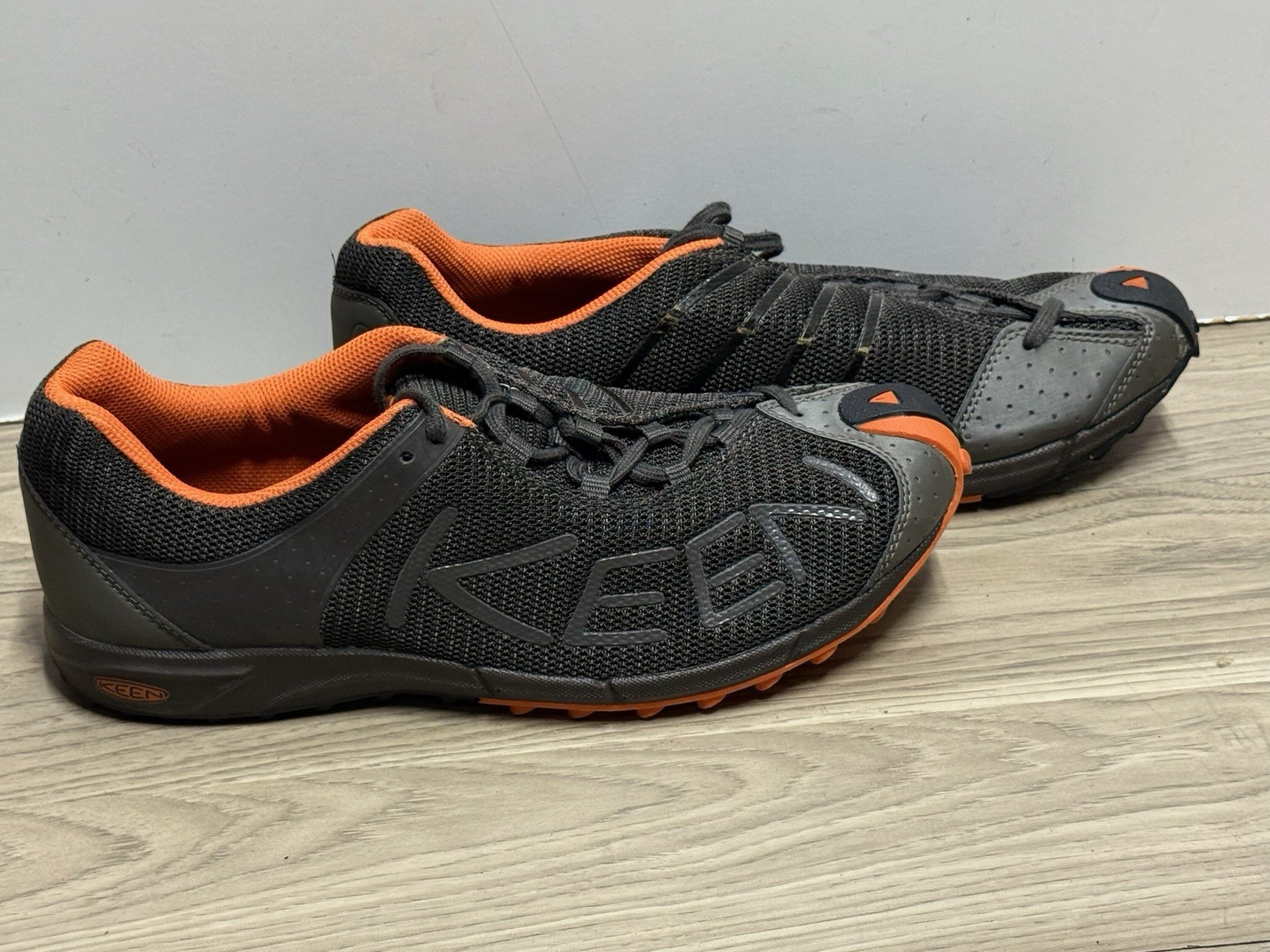 Scarpa da trekking Keen A86 TR nera arancione uomo taglia 9 ottime condizioni