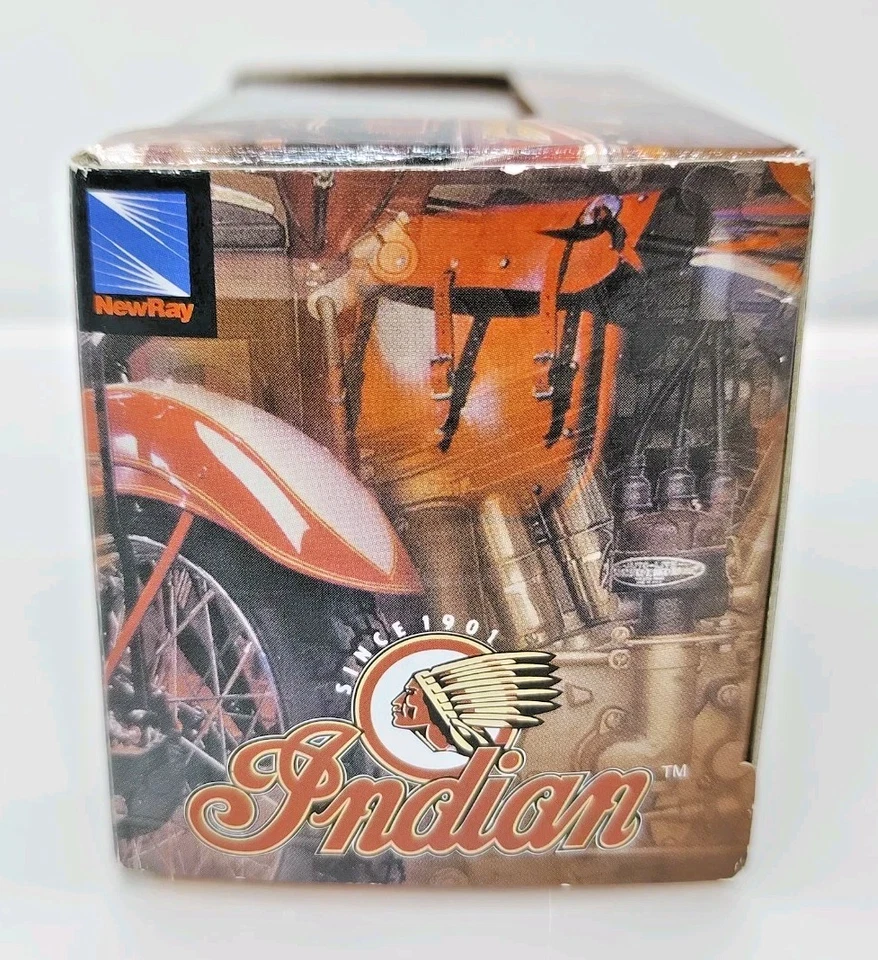 1947 Indian Chief Red Motorcycle New-Ray Toy & Co. 1/32 Die-Cast With Plastic - Image 4 of 4