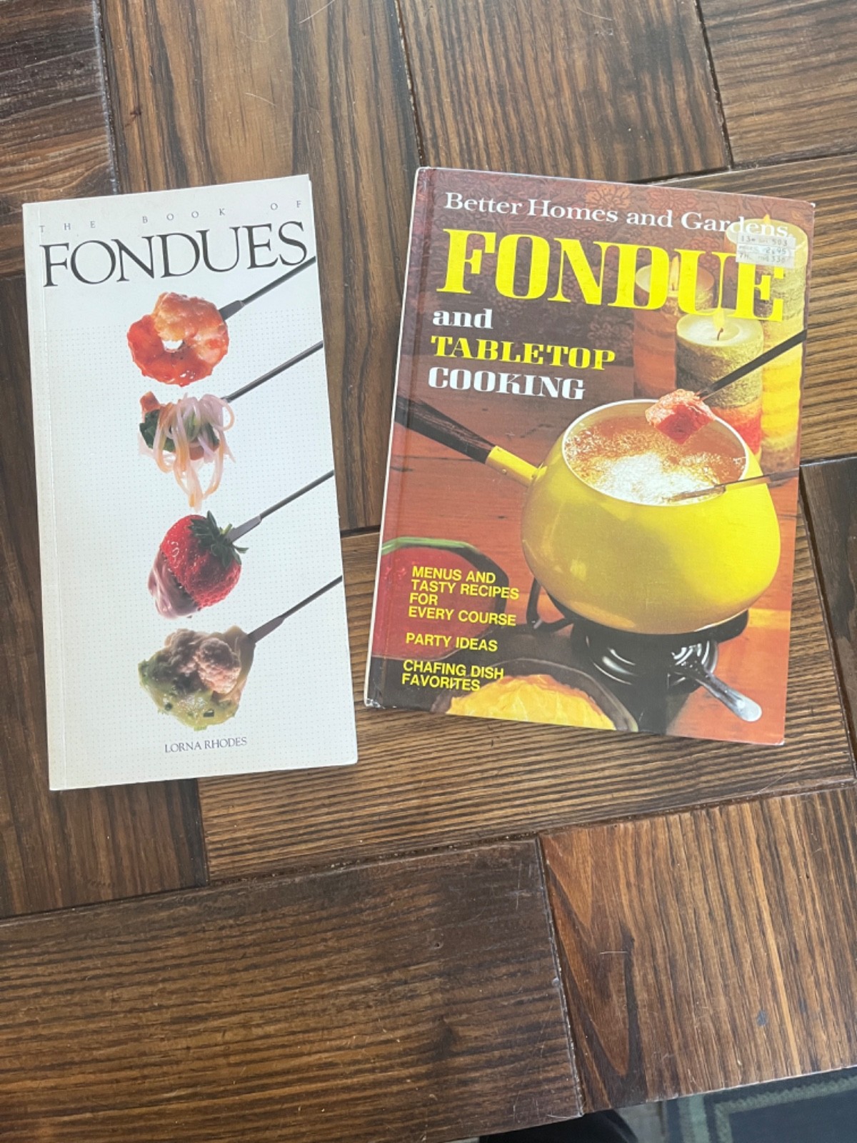 Bodum Danish-design Cast Iron / Wood Fondue Set  Service for 8, Excellent!