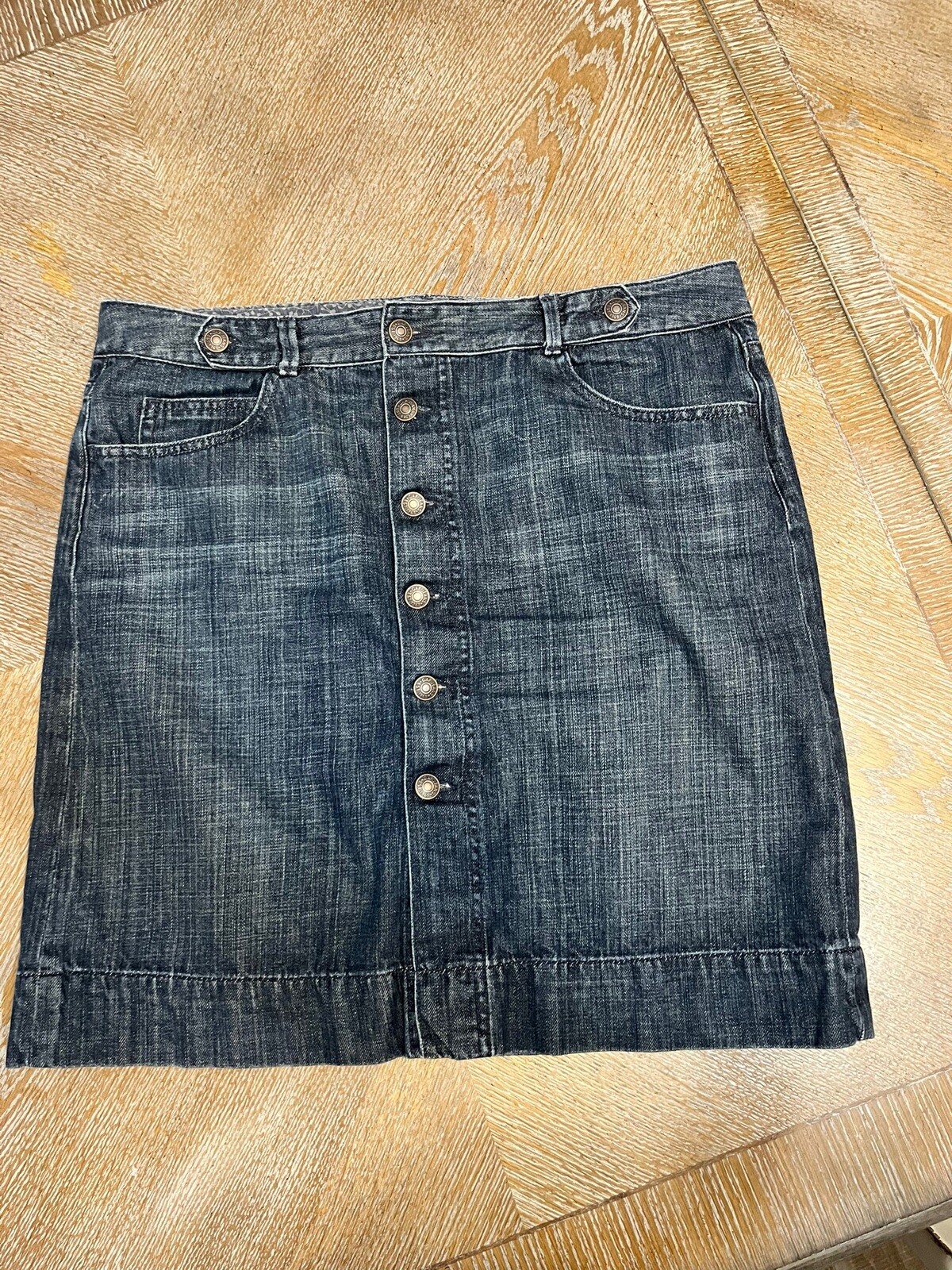 Gap 1969 Button Front Blue Denim Skirt Size 14 Wa… - image 1