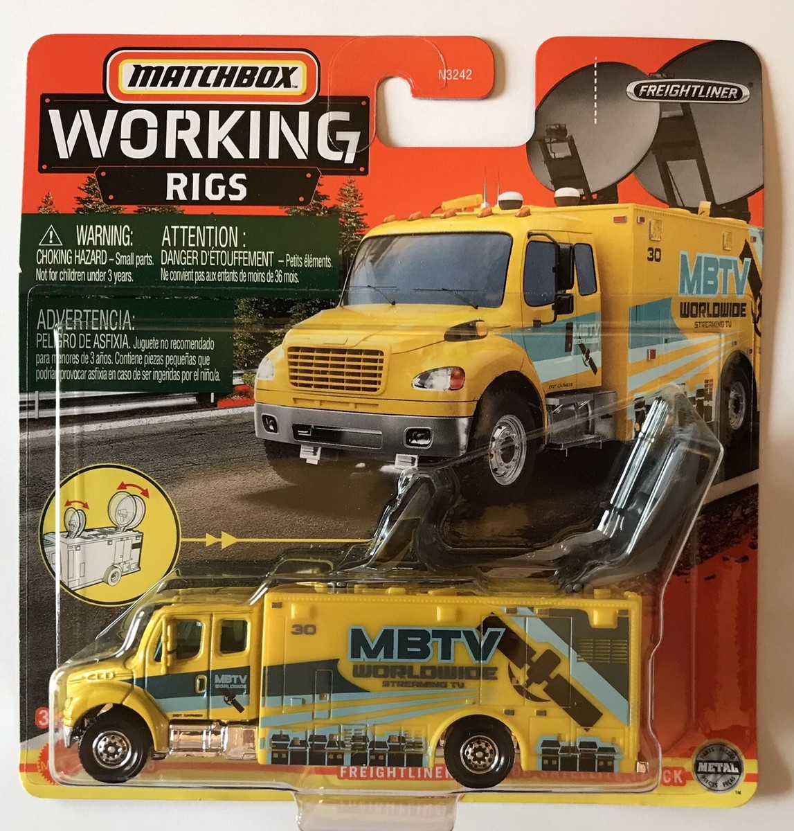 ミニカー MATCHBOX M-2 ARTICULATED FREIGHT TRUCK Matchbox Working Rigs Yellow Freightliner M2 106 Satellite TV