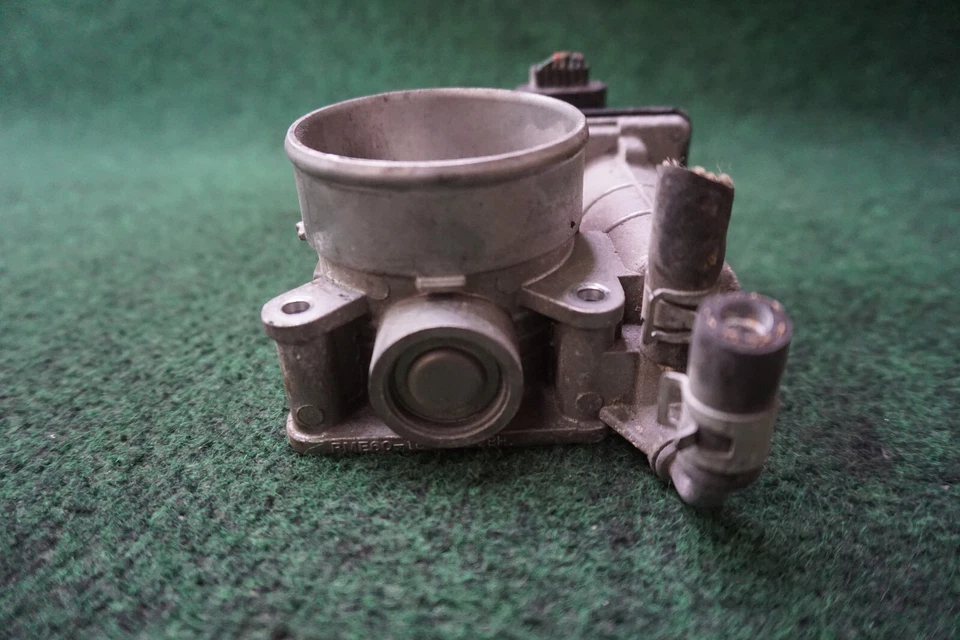 Infiniti M37 2012 3,7 L carrocería del acelerador OEM RME6016 Foto 3 de 4