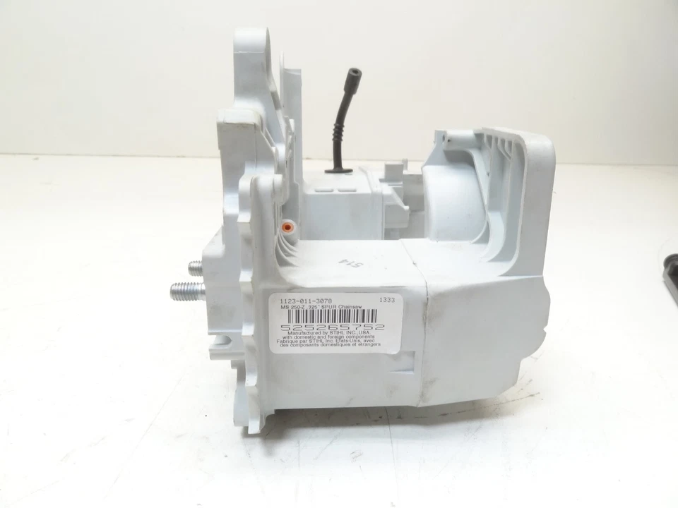 Nuevo OEM STIHL MS 210 230 250 M230 MS250 cárter cárter cárter carcasa tanque de aceite Foto 3 de 4