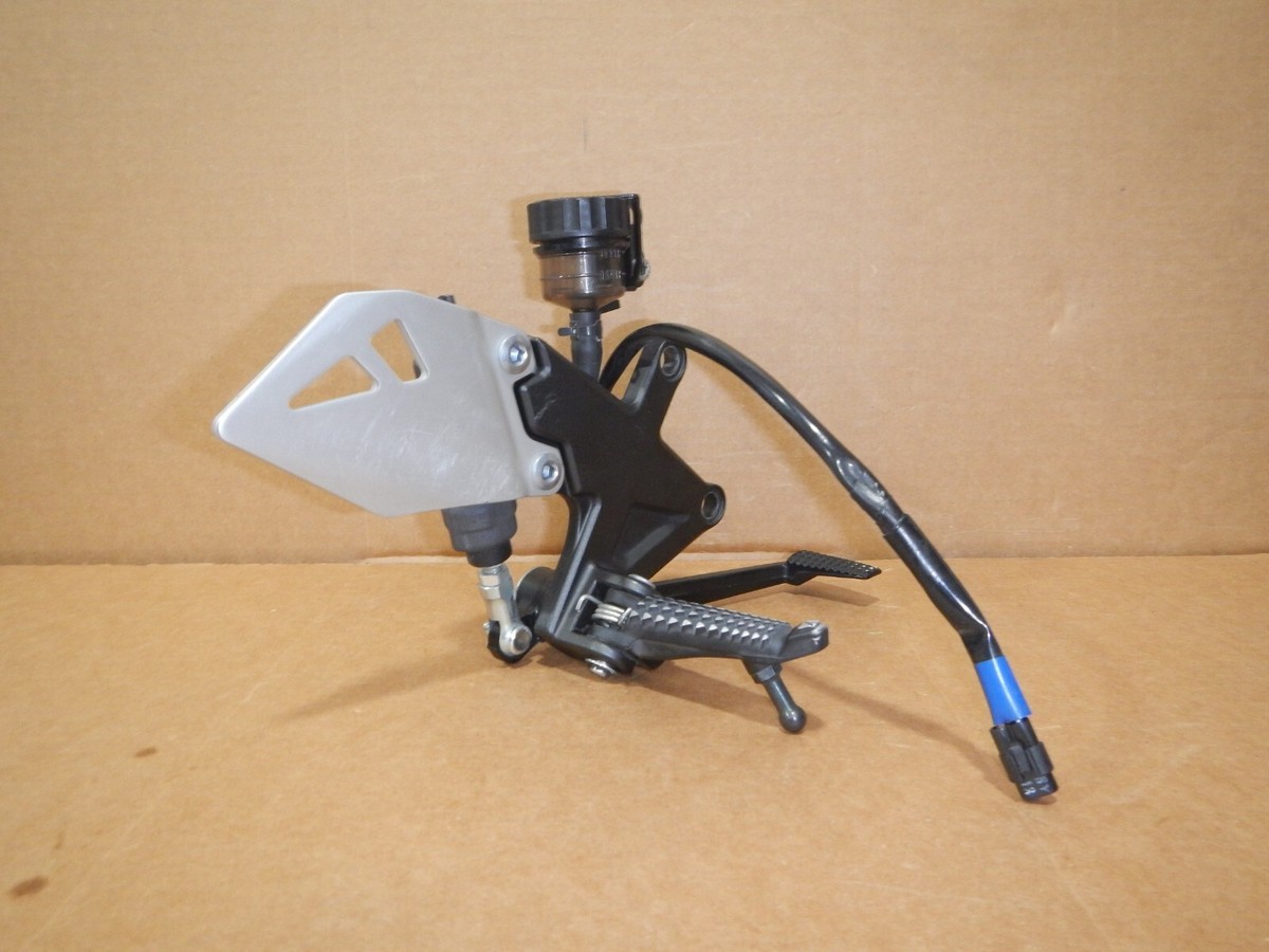 2019 Kawasaki ZX10R OEM Right Front Rearset Assembly 35063 2019 Kawasaki ZX10R OEM Right Front Rearset Assembly 35063