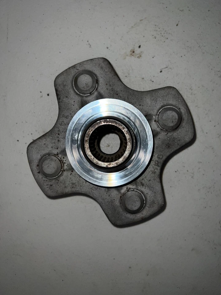 1999 Honda Foreman 450 Right Rear Hub/42610-HN0-670 - Image 2 of 4