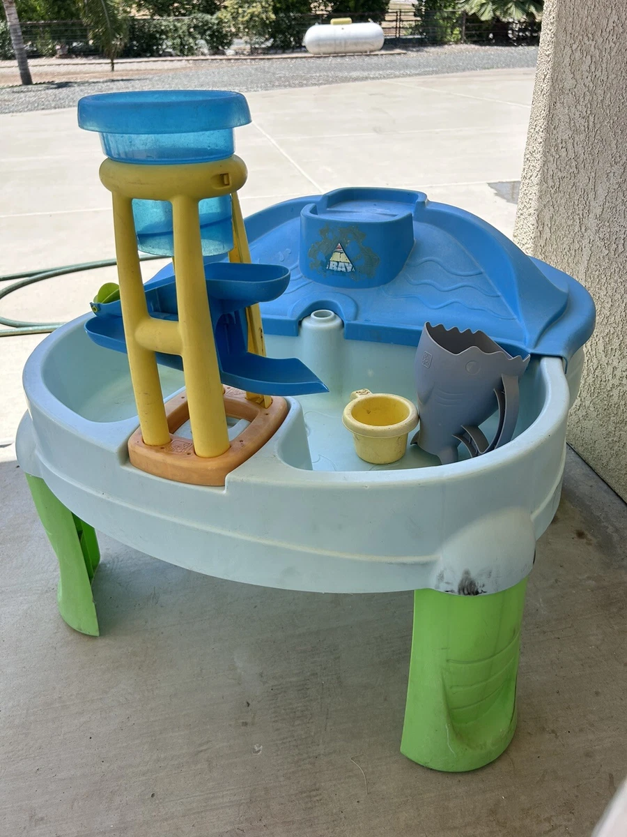 Step2 Splash n Scoop Bay Sand and Water Table with Accessory Set