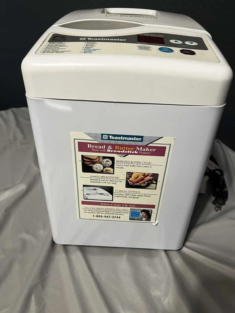 TOASTMASTER Model 1185 Automatic Bread AND BUTTER Maker Bread Machine Working
Opens in a new window